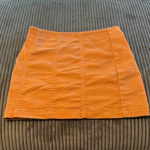 Forever 21 Vibrant gold khaki camel  Mini Skirt - Picture 1 of 4